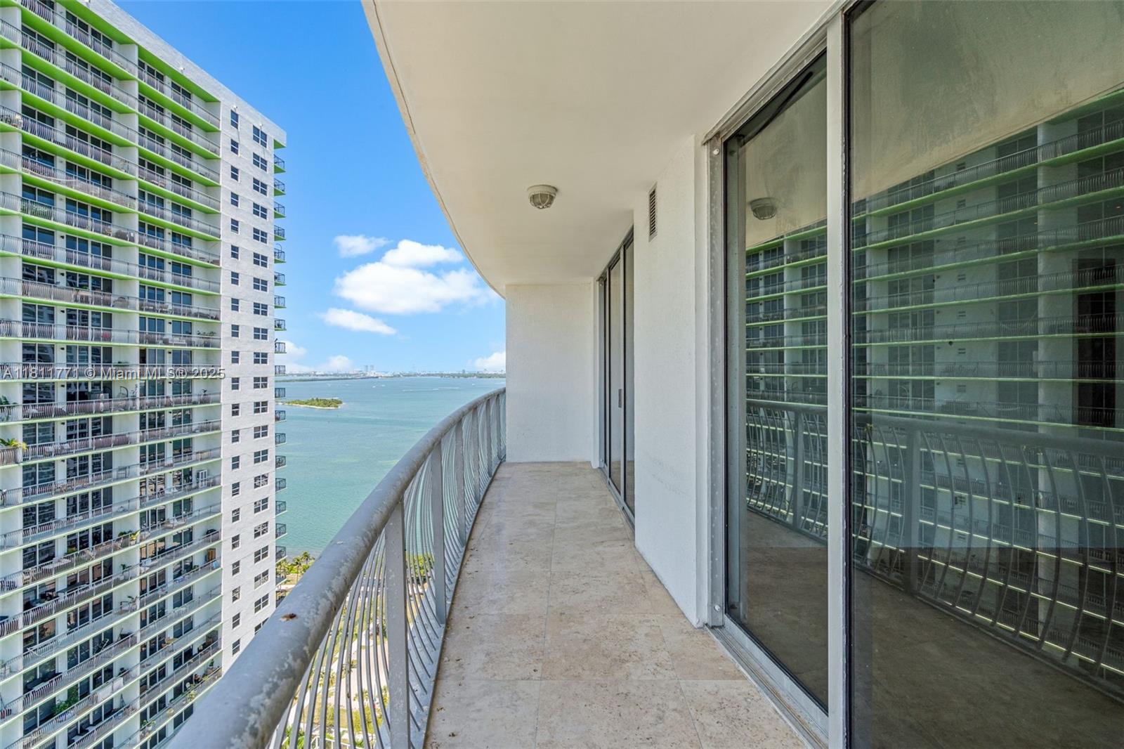 OPERA TOWER CONDO - Residential