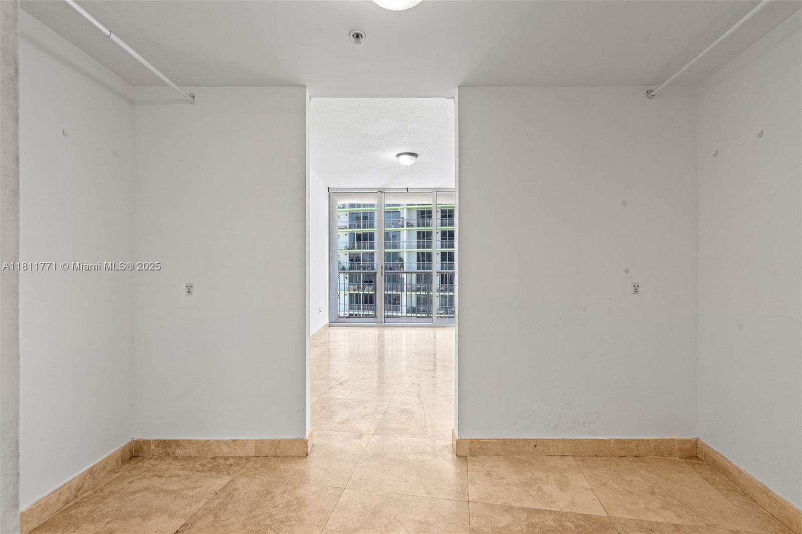OPERA TOWER CONDO - Residential