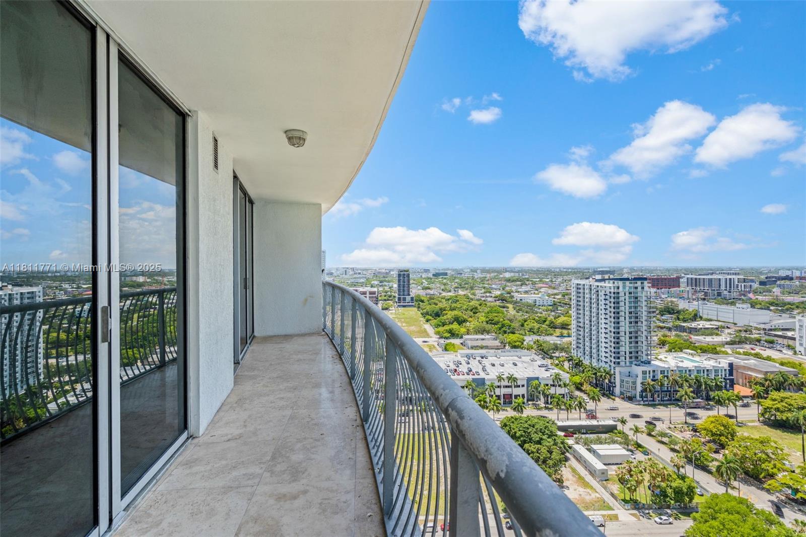 OPERA TOWER CONDO - Residential