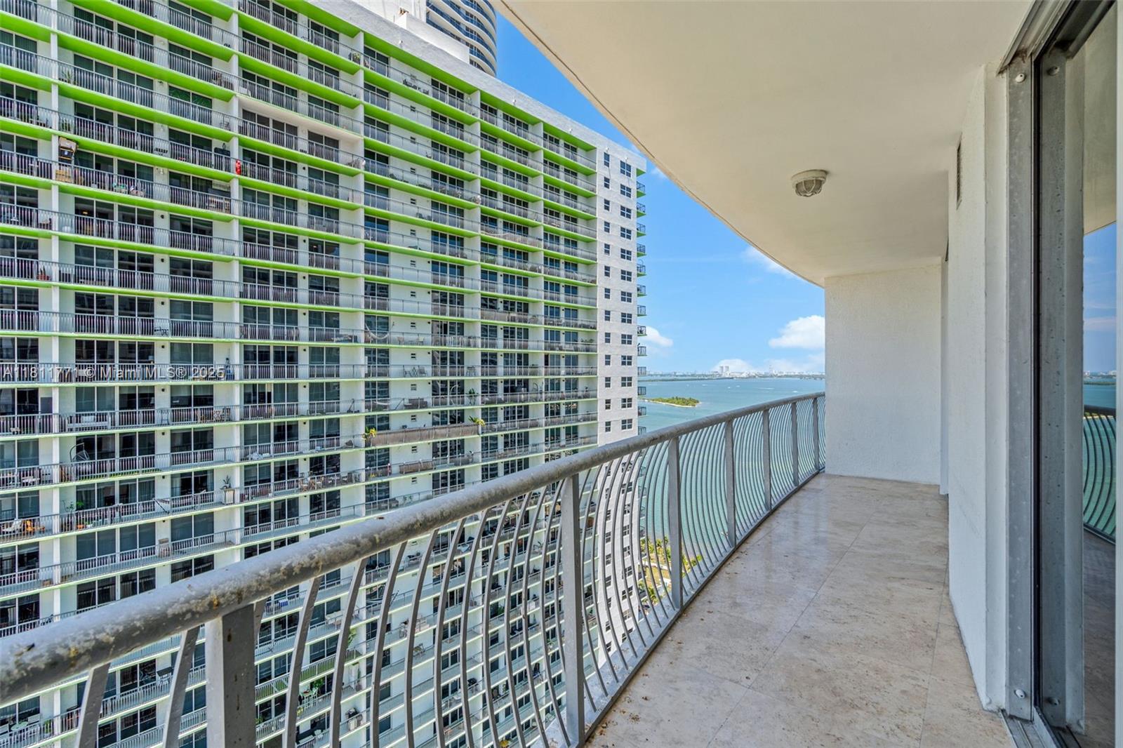 OPERA TOWER CONDO - Residential