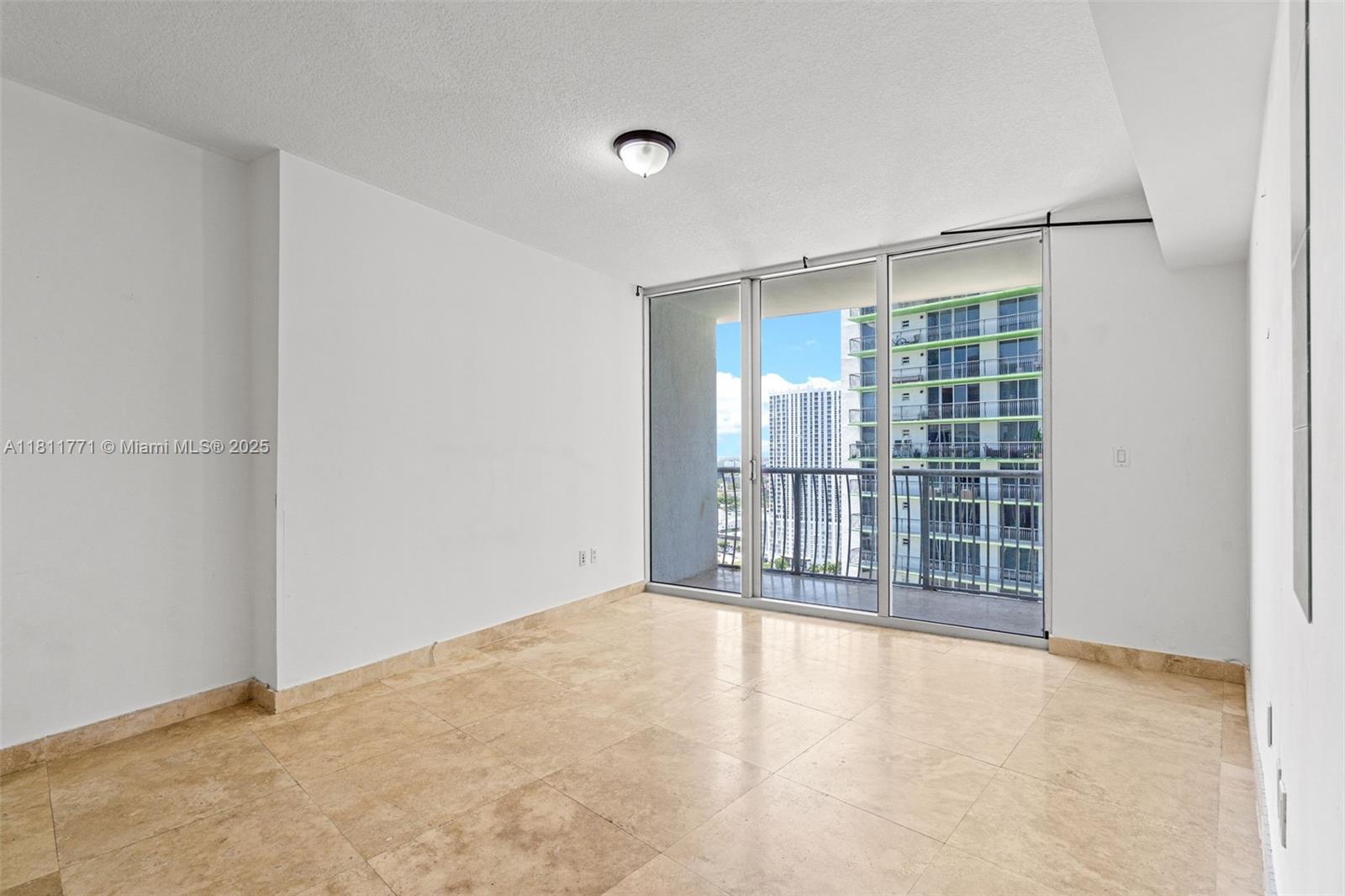 OPERA TOWER CONDO - Residential