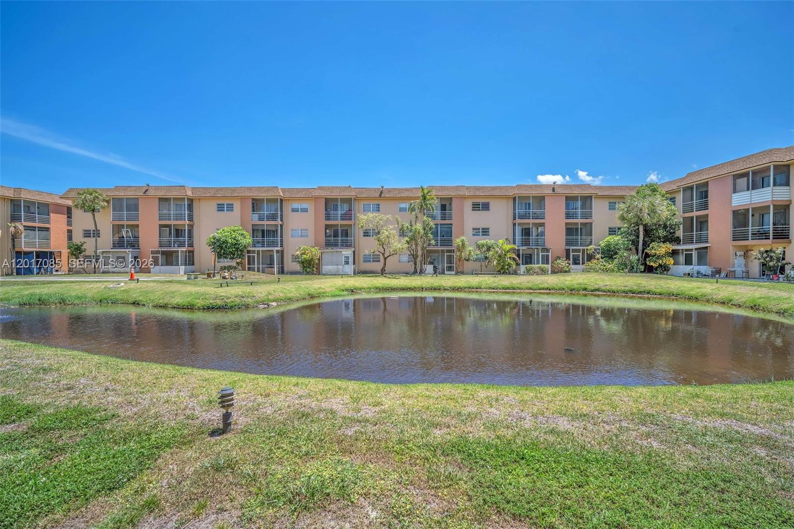 GARDENS AT LAUDERHILL CON - Residential