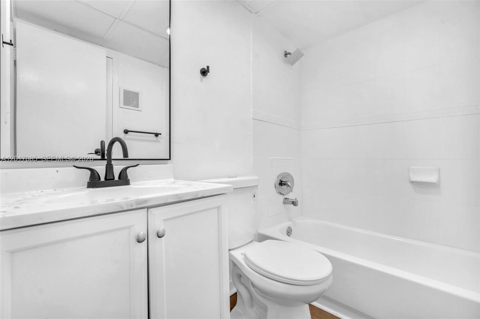 GARDENS AT LAUDERHILL CON - Residential