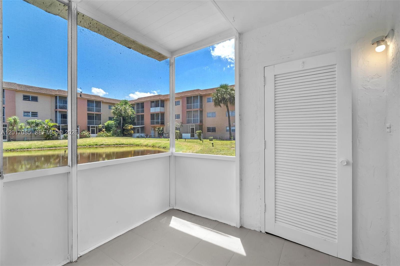GARDENS AT LAUDERHILL CON - Residential