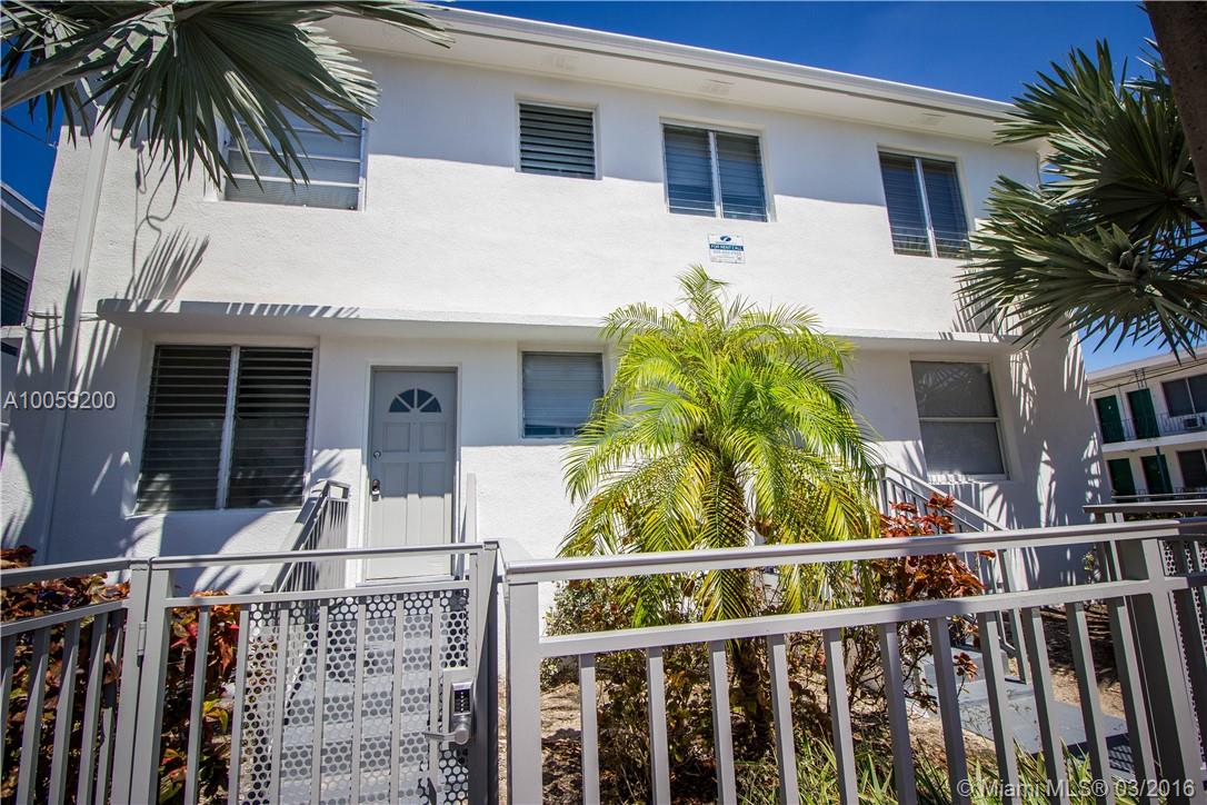 Completely renovated studio. pet friendly with laundry facility onsite.