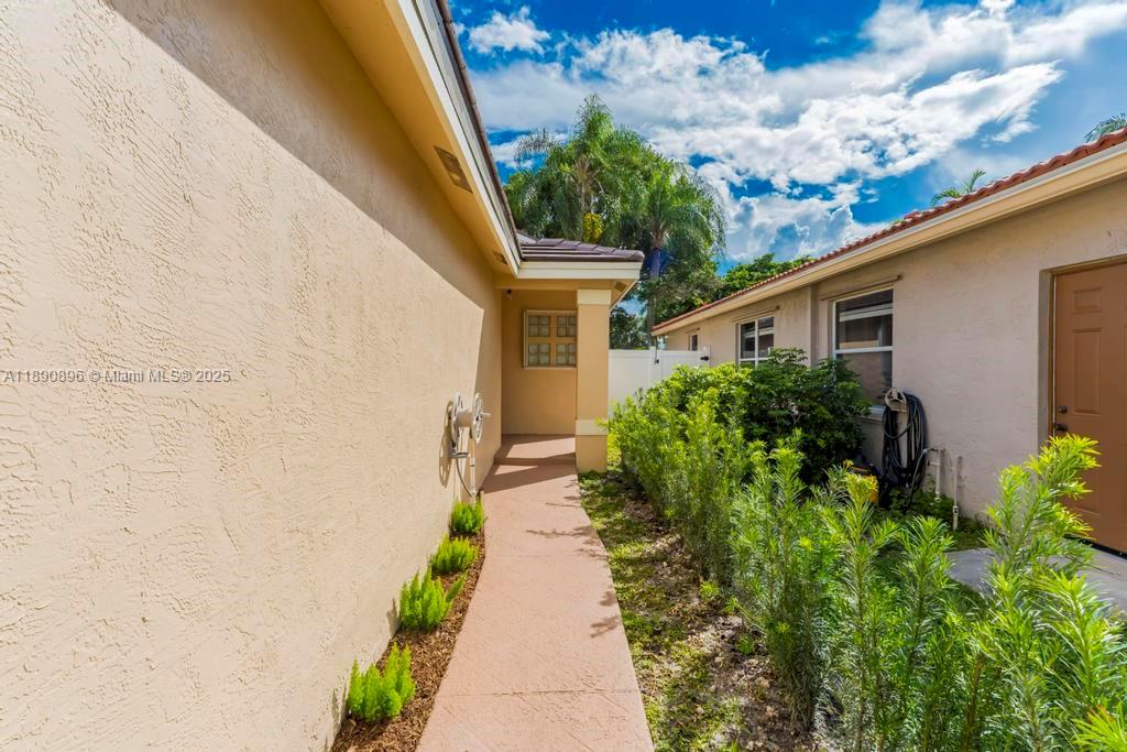 SILVER LAKES AT PEMBROKE - Residential
