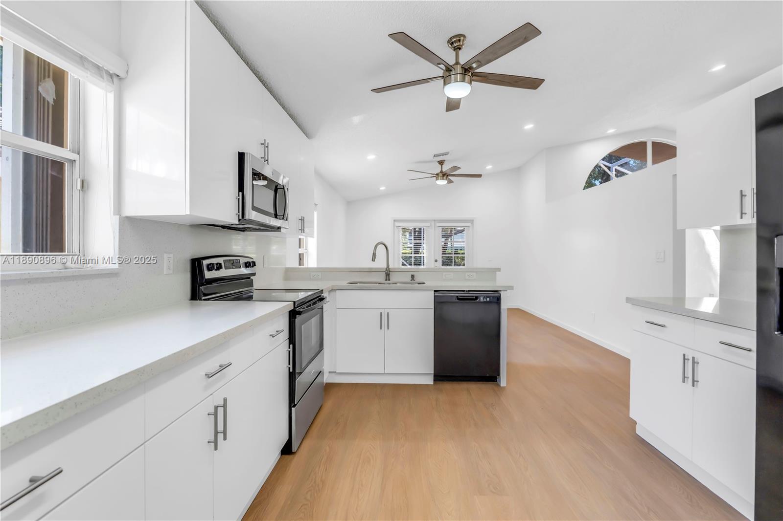 SILVER LAKES AT PEMBROKE - Residential