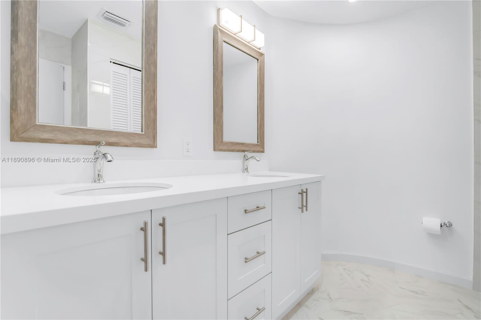 SILVER LAKES AT PEMBROKE - Residential