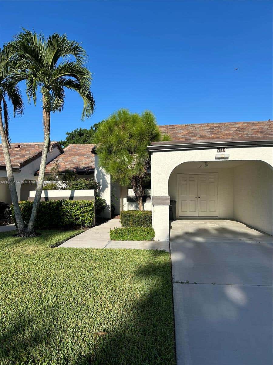 Photo of 5514 E Parkwalk Cir E, Boynton Beach, FL 33472 (MLS # A11880166)