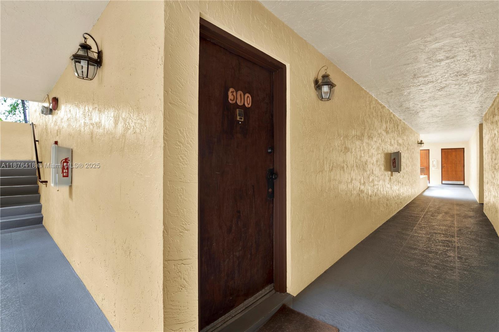 KENLAND POINTE CONDO IV - Residential