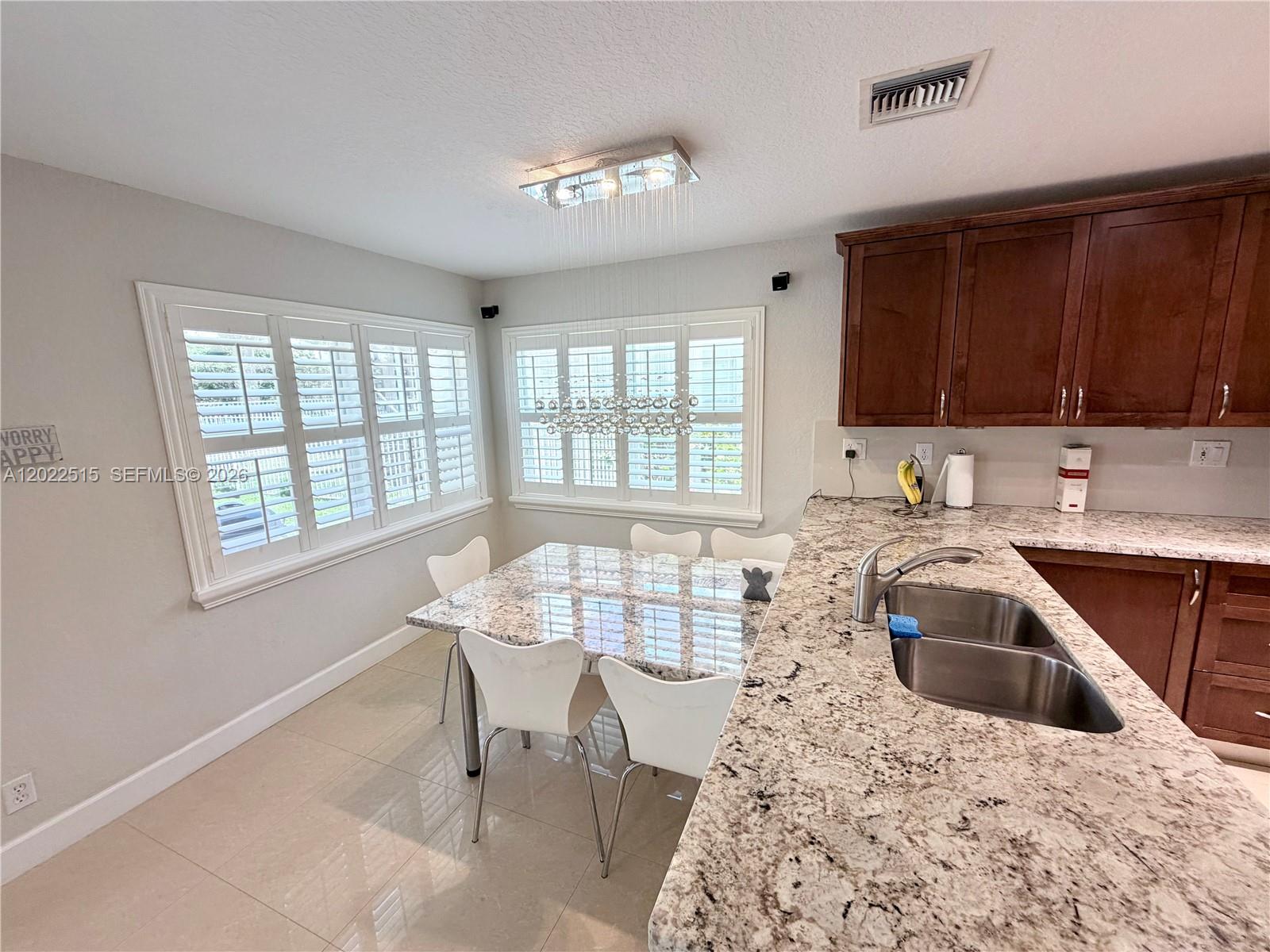 AMBER-RUBY COVE PLAT - Residential
