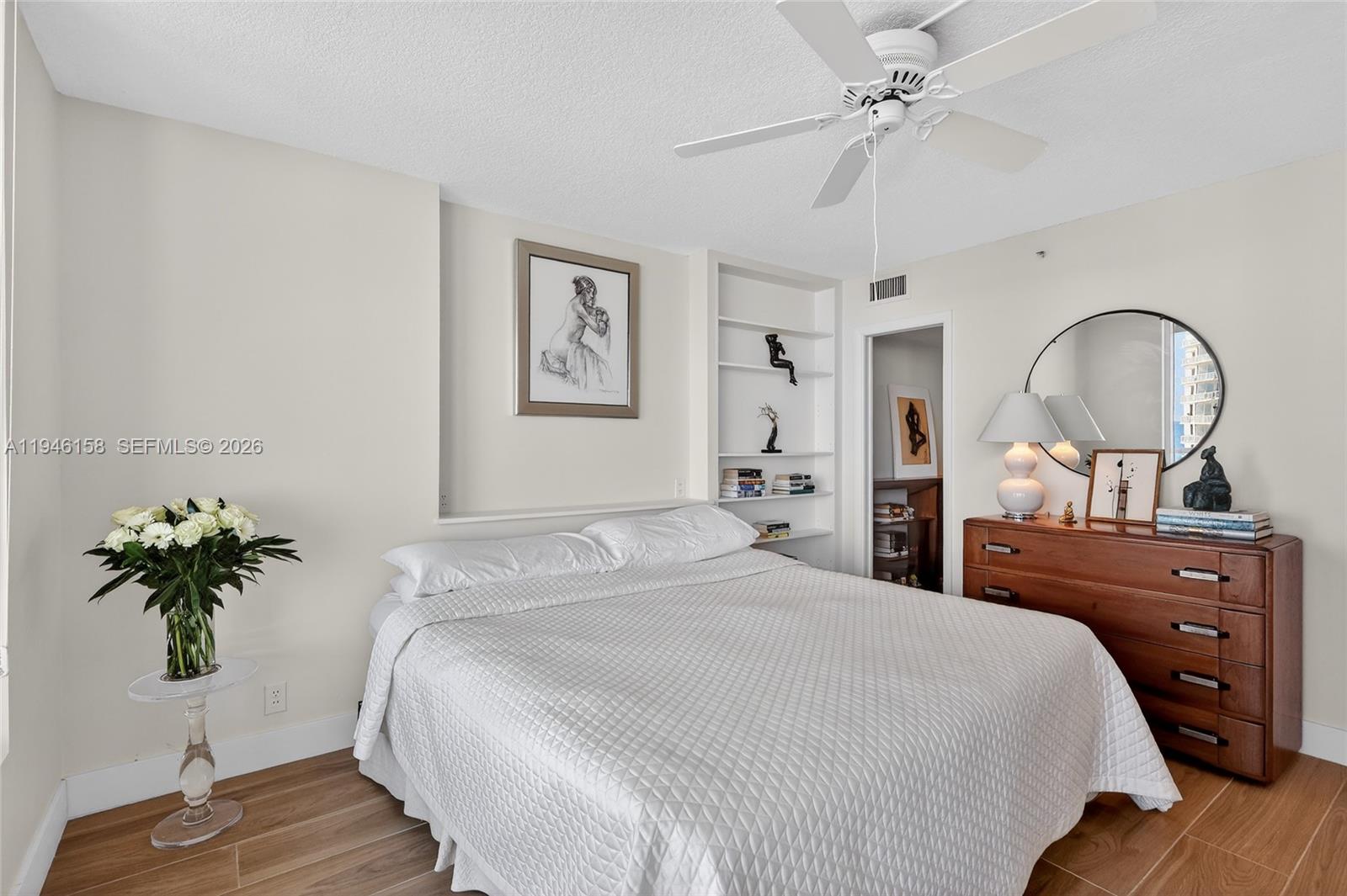 SOUTH POINTE TOWERS CONDO - Residential