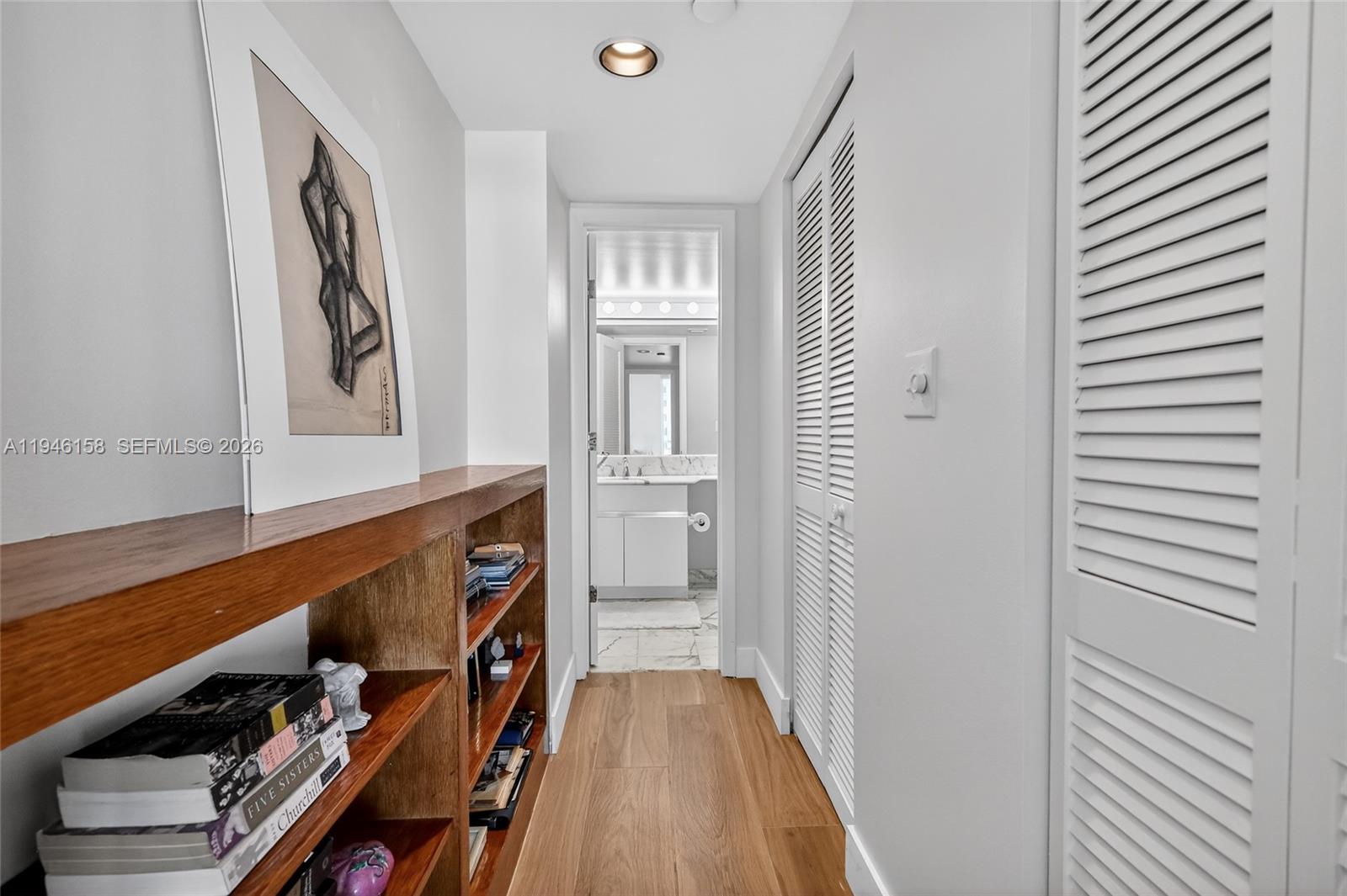 SOUTH POINTE TOWERS CONDO - Residential