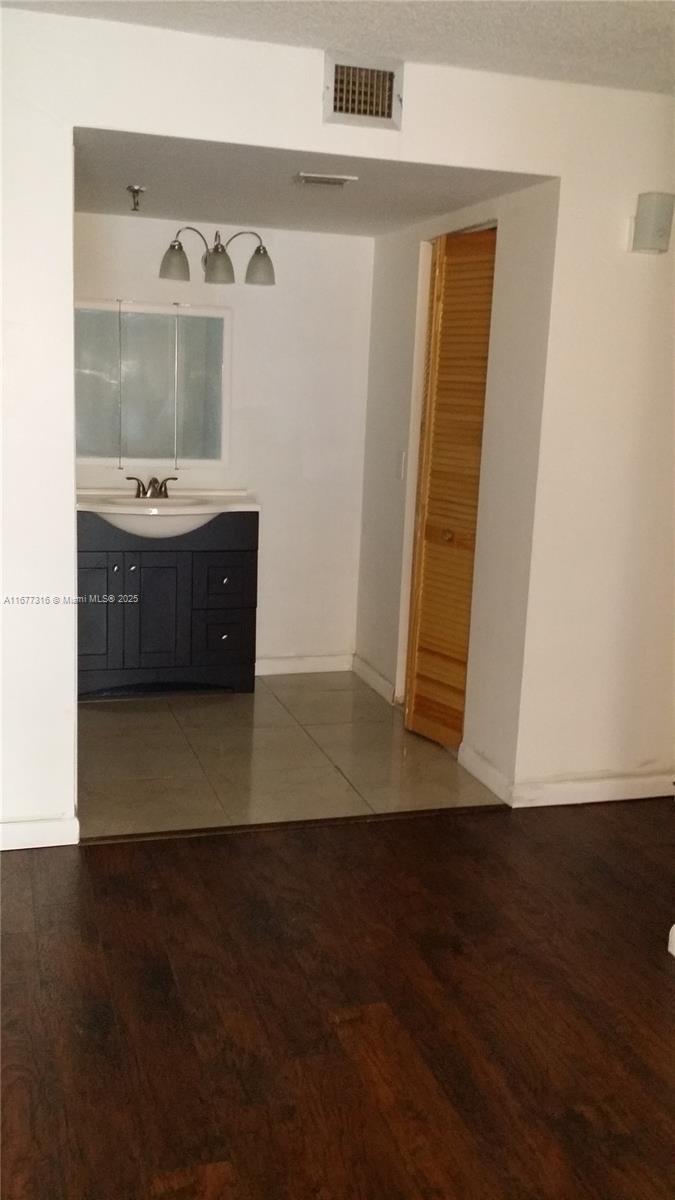 COCO WOOD - Residential