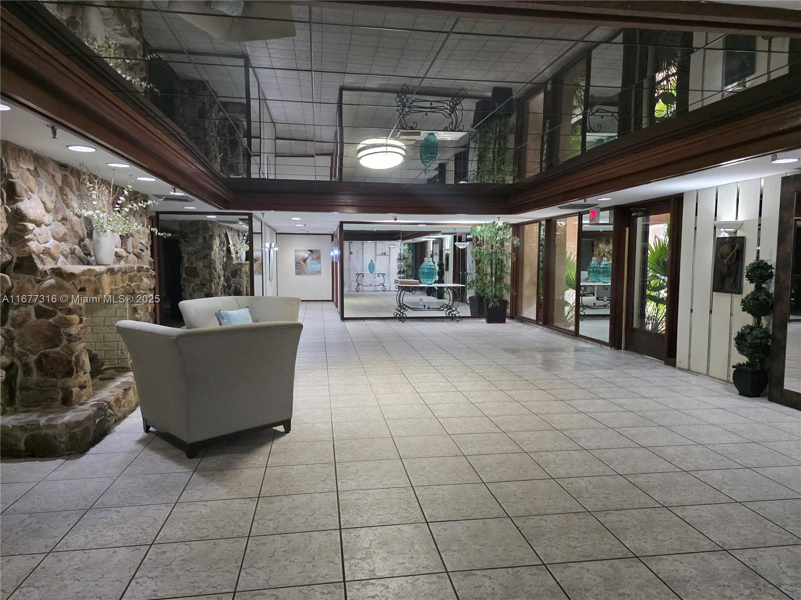 COCO WOOD - Residential