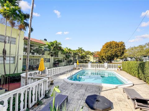 520 NE 38th St 9 Miami FL 33137