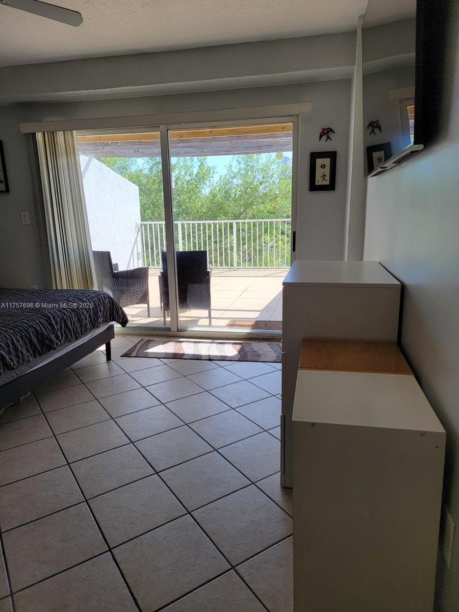 BIRD GROVE CONDO - Residential