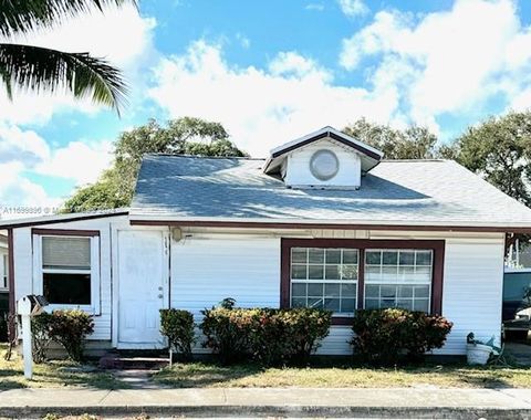 A home in Lake Worth