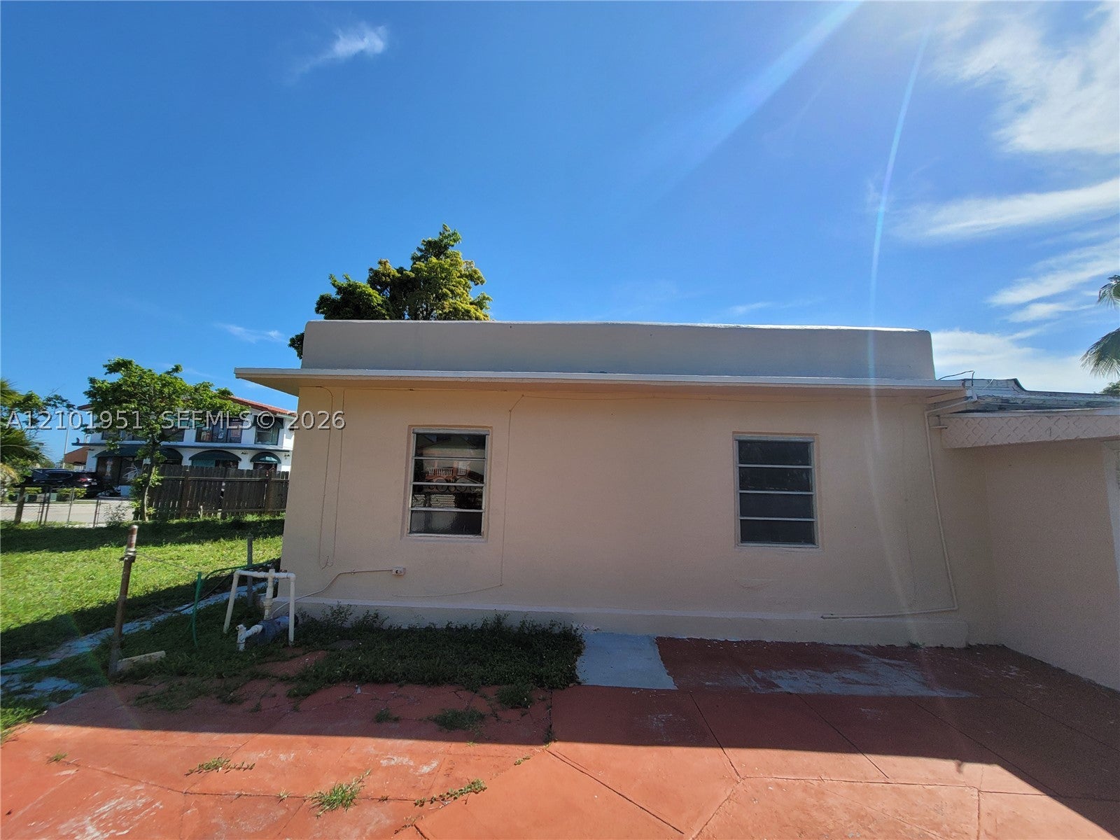 1120 E Le Jeune Road