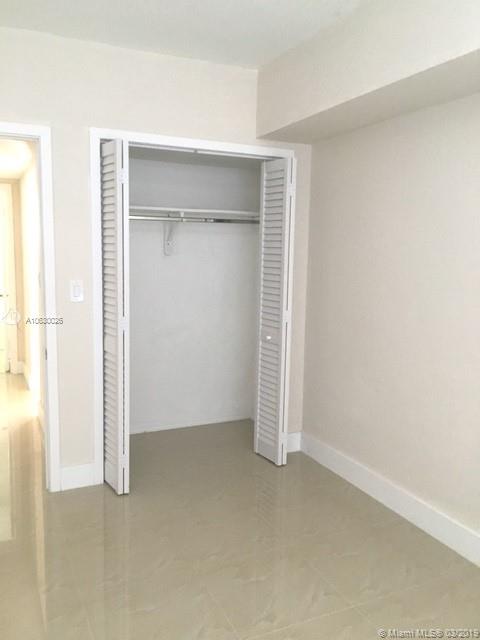 BISCAYNE BCH SUB - Residential Lease