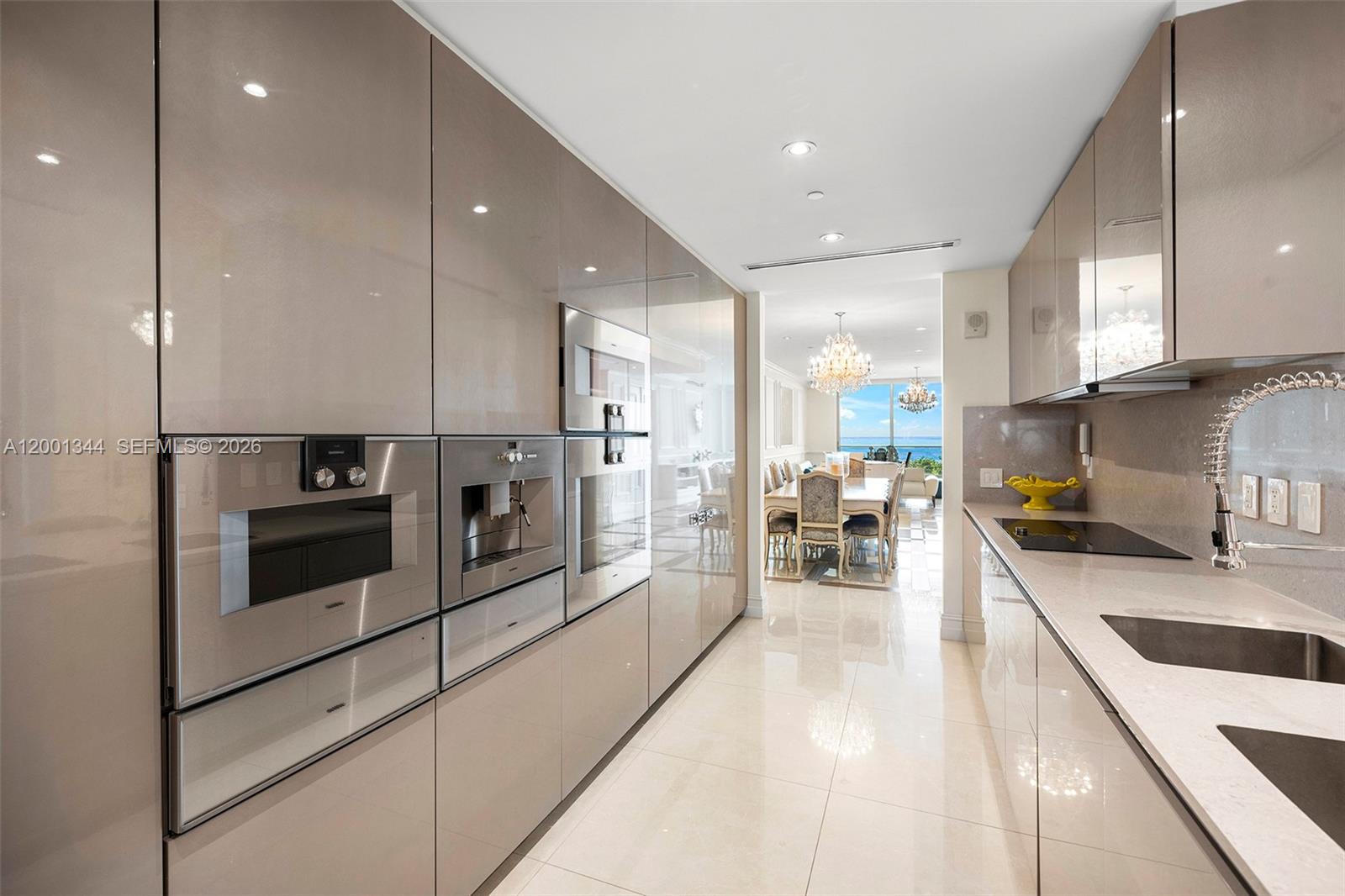 ALTOS DEL MAR NO. 5 - Residential