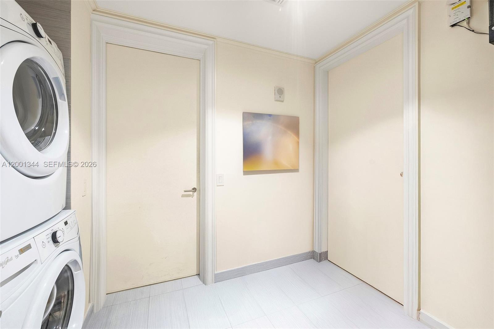 ALTOS DEL MAR NO. 5 - Residential