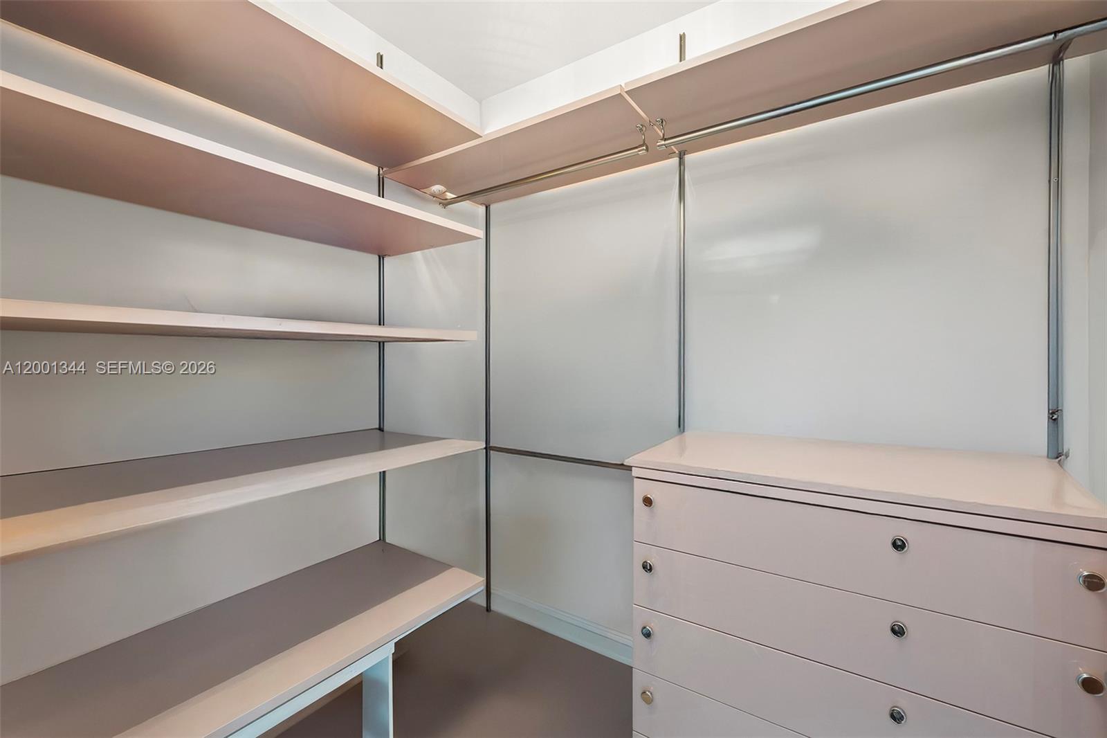 ALTOS DEL MAR NO. 5 - Residential