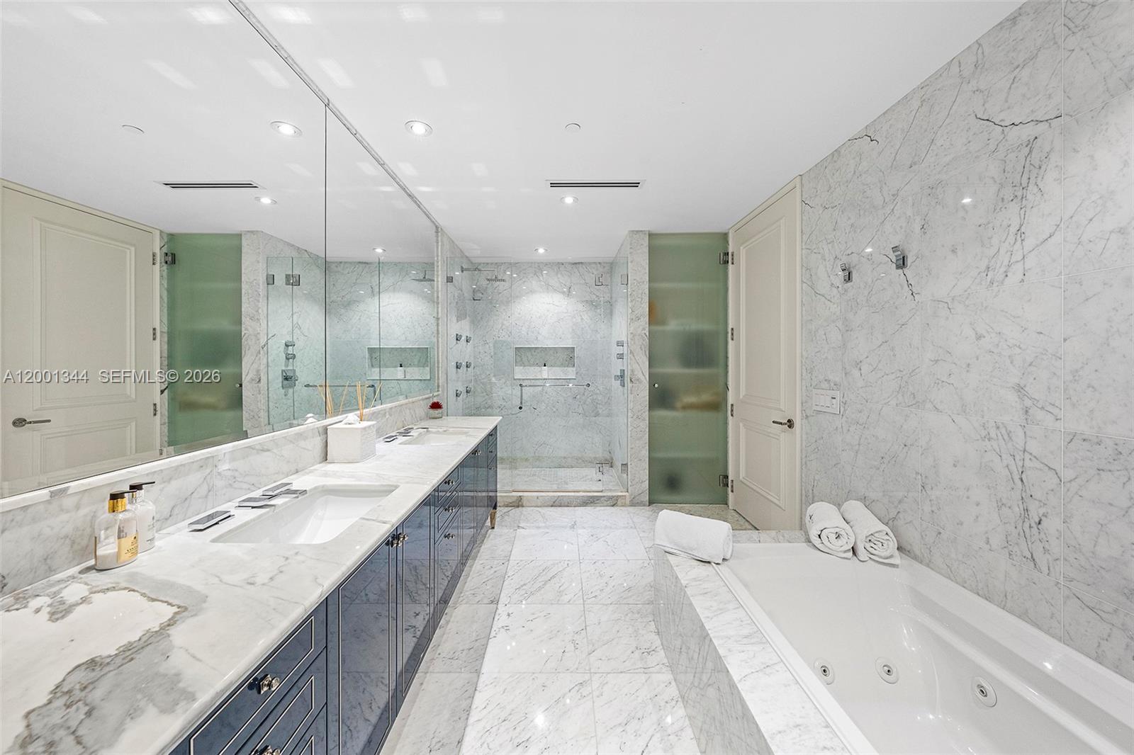 ALTOS DEL MAR NO. 5 - Residential