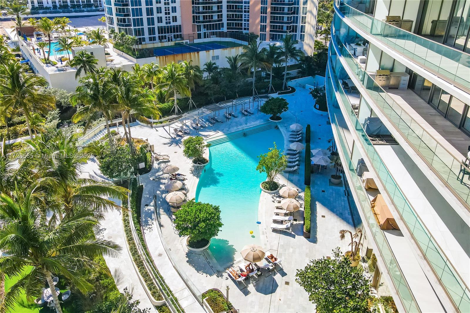 18975 COLLINS CONDO - Residential Lease