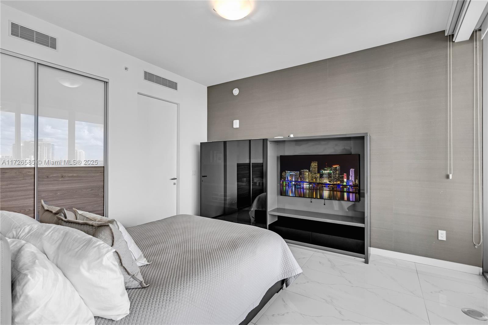 18975 COLLINS CONDO - Residential Lease