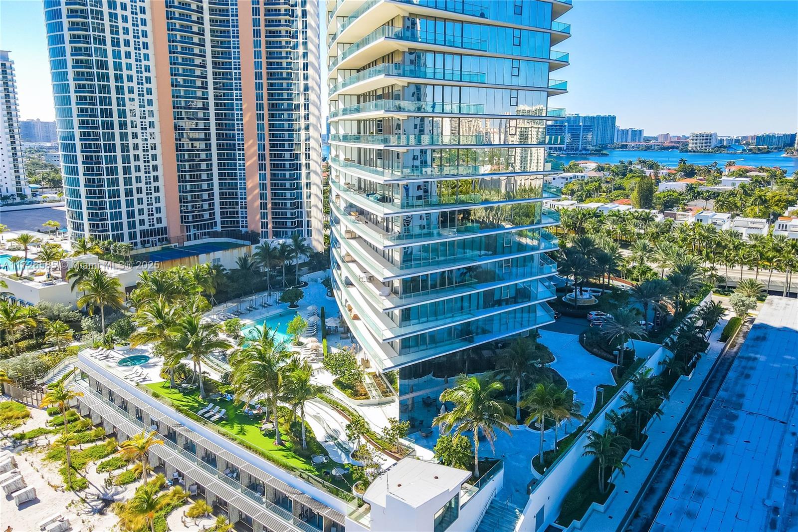 18975 COLLINS CONDO - Residential Lease