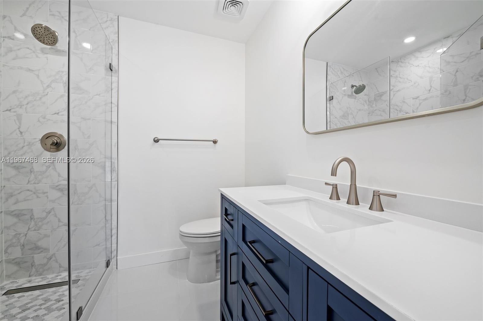 GABLES SOUTH CONDO - Residential Lease