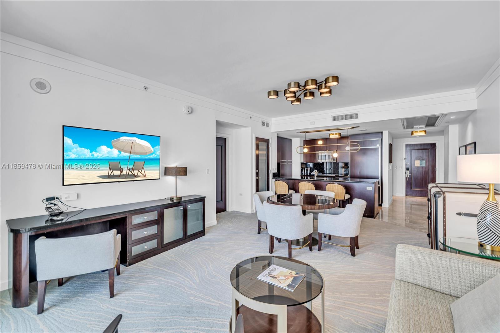 FONTAINEBLEAU III OCEAN C - Residential