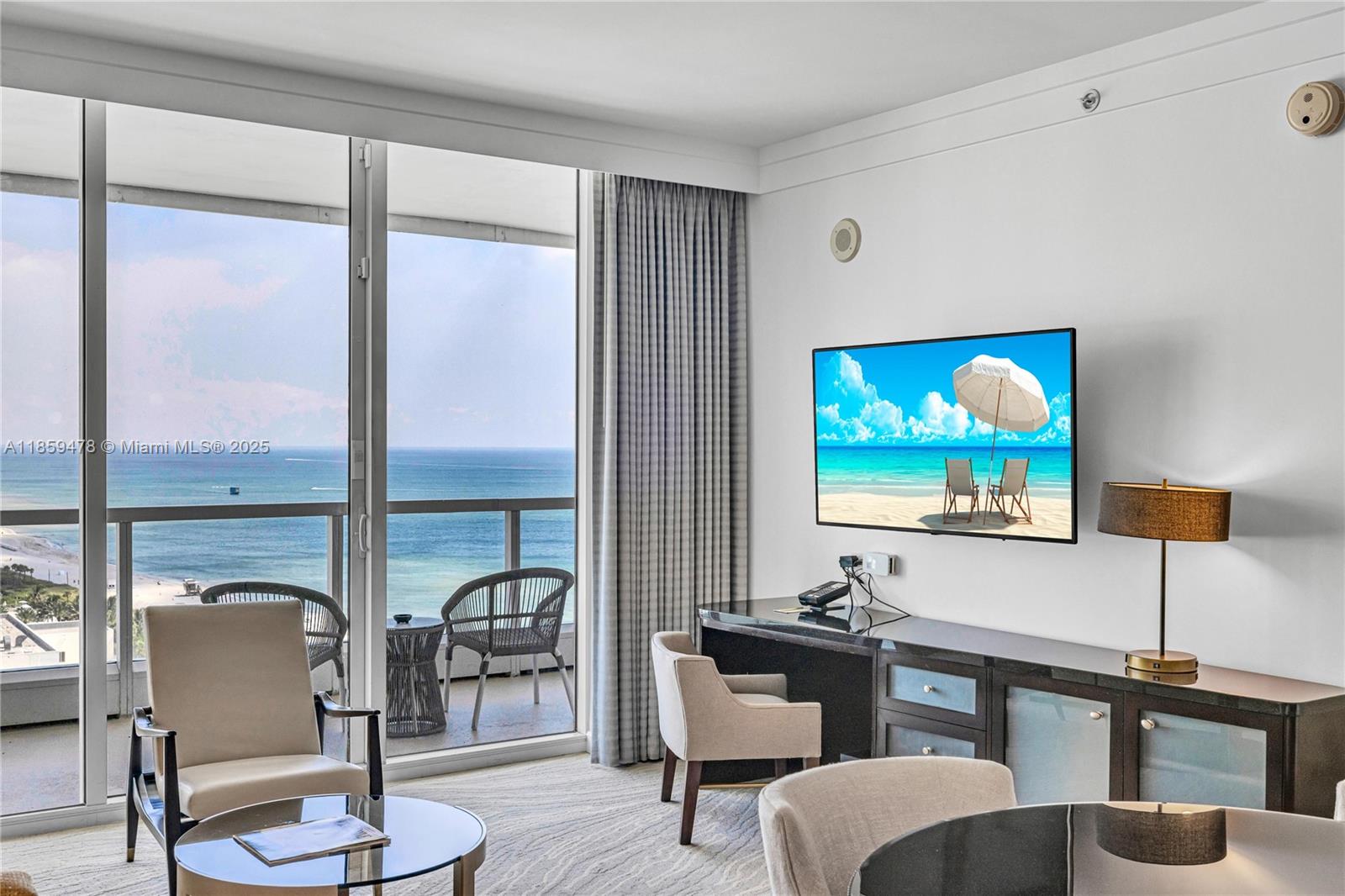FONTAINEBLEAU III OCEAN C - Residential