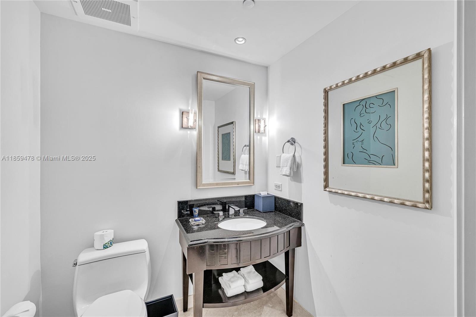 FONTAINEBLEAU III OCEAN C - Residential