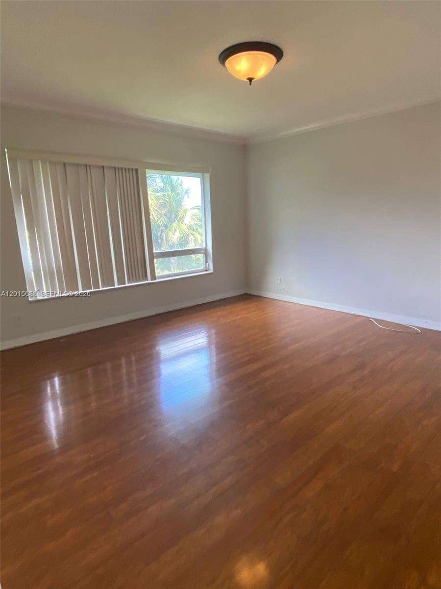 CRYSTAL GREENS CONDO - Residential