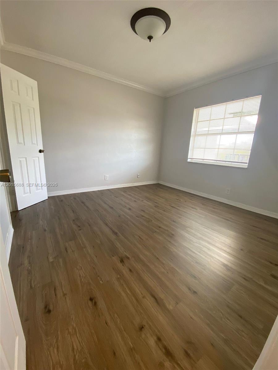 CRYSTAL GREENS CONDO - Residential