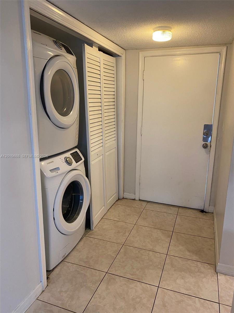 CRYSTAL GREENS CONDO - Residential
