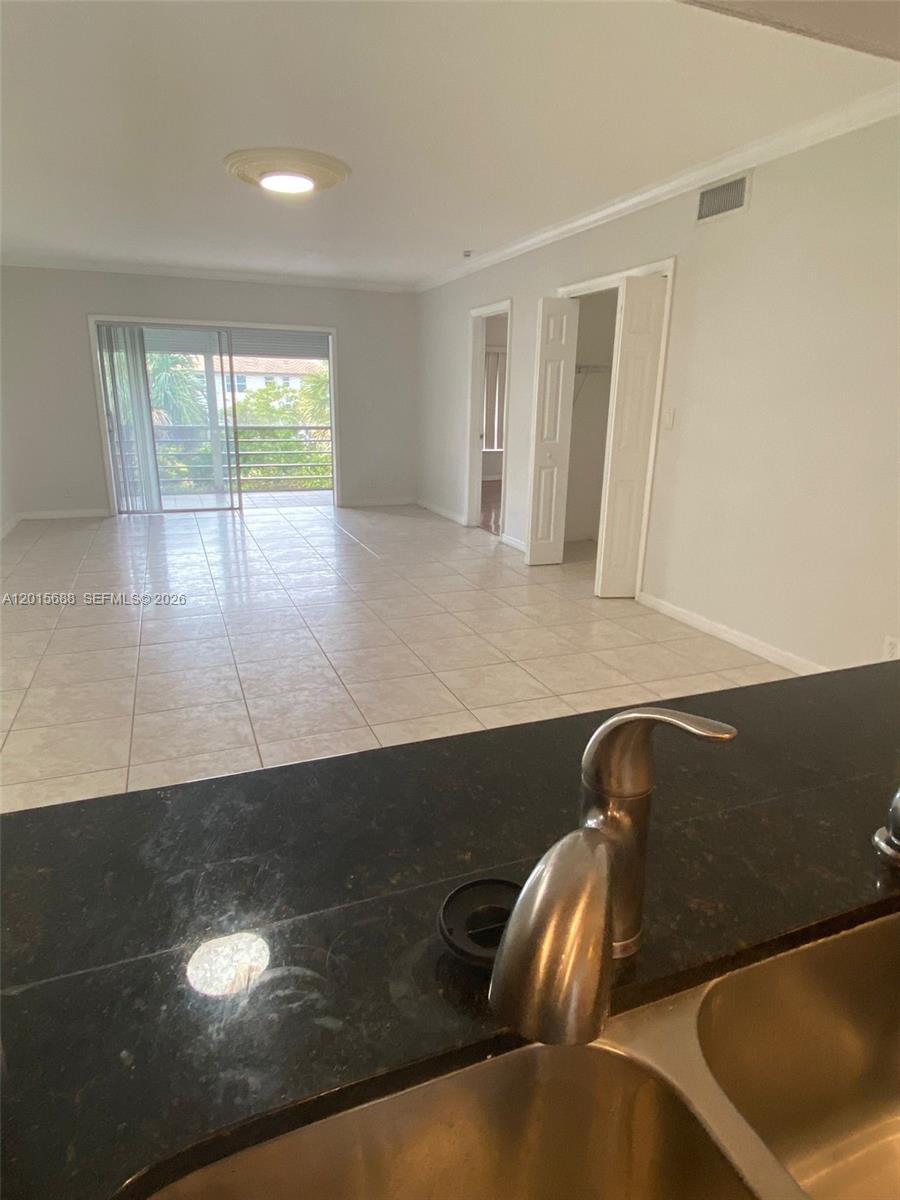 CRYSTAL GREENS CONDO - Residential