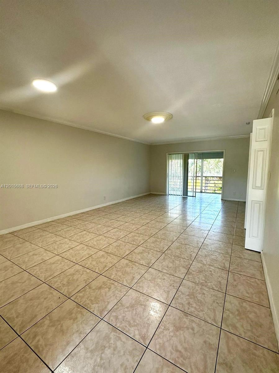 4291 NW 9th Ave 202