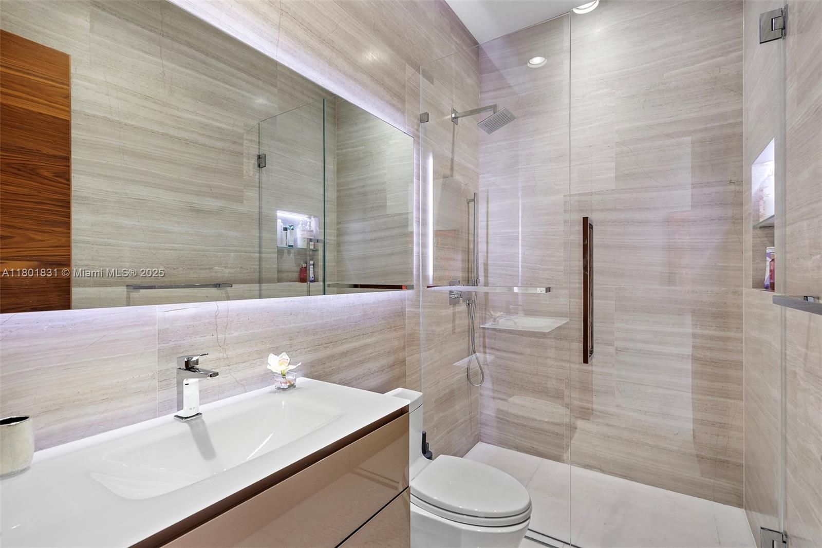 BISCAYNE POINT - Residential
