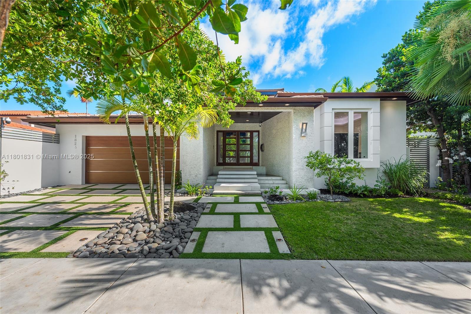 BISCAYNE POINT - Residential
