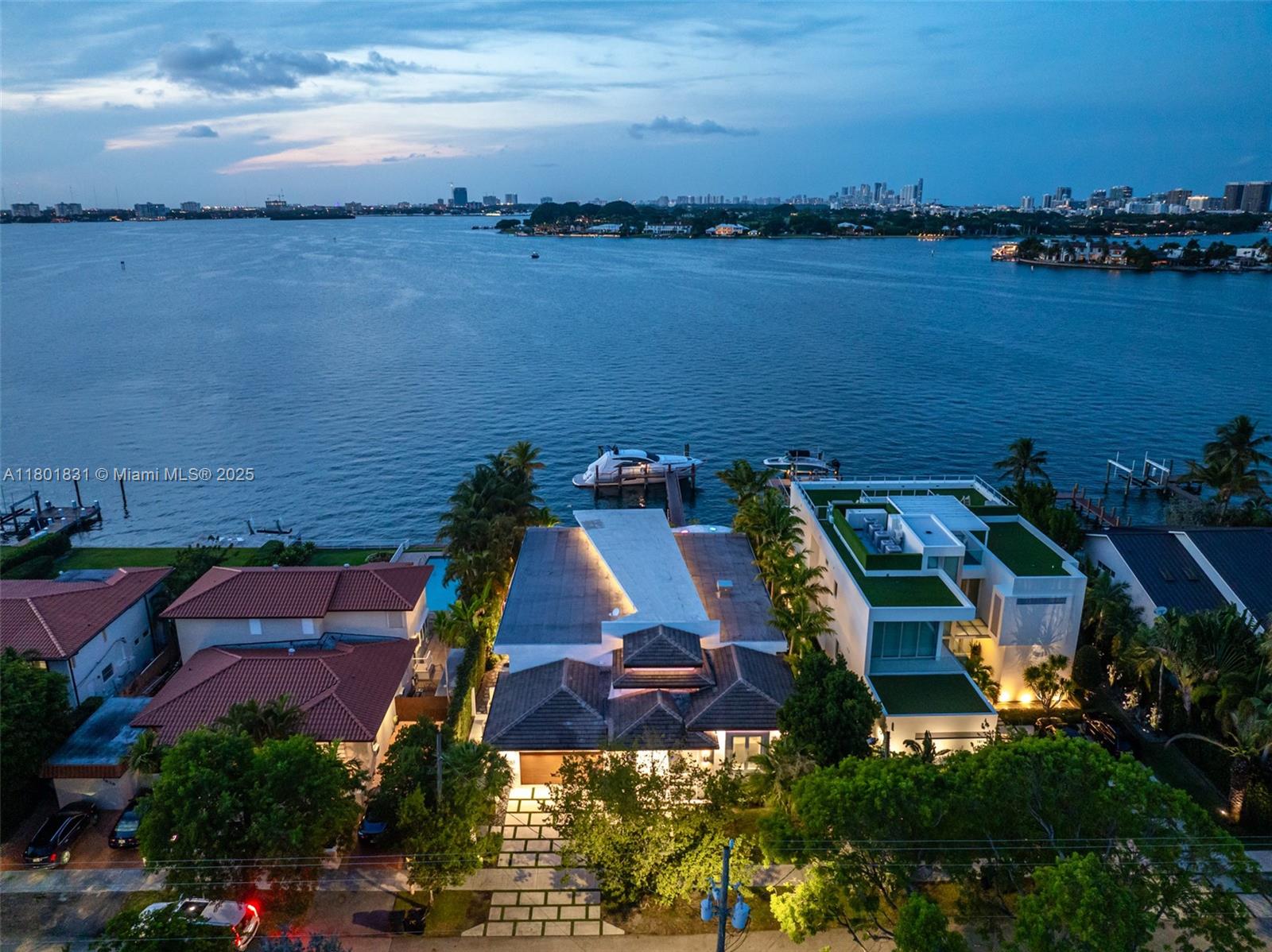 BISCAYNE POINT - Residential