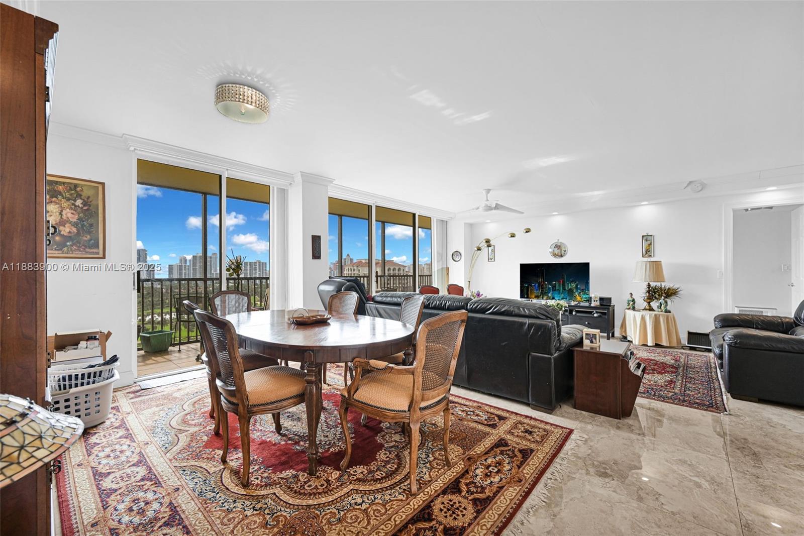 CORONADO CONDO- TOWER II - Residential Lease