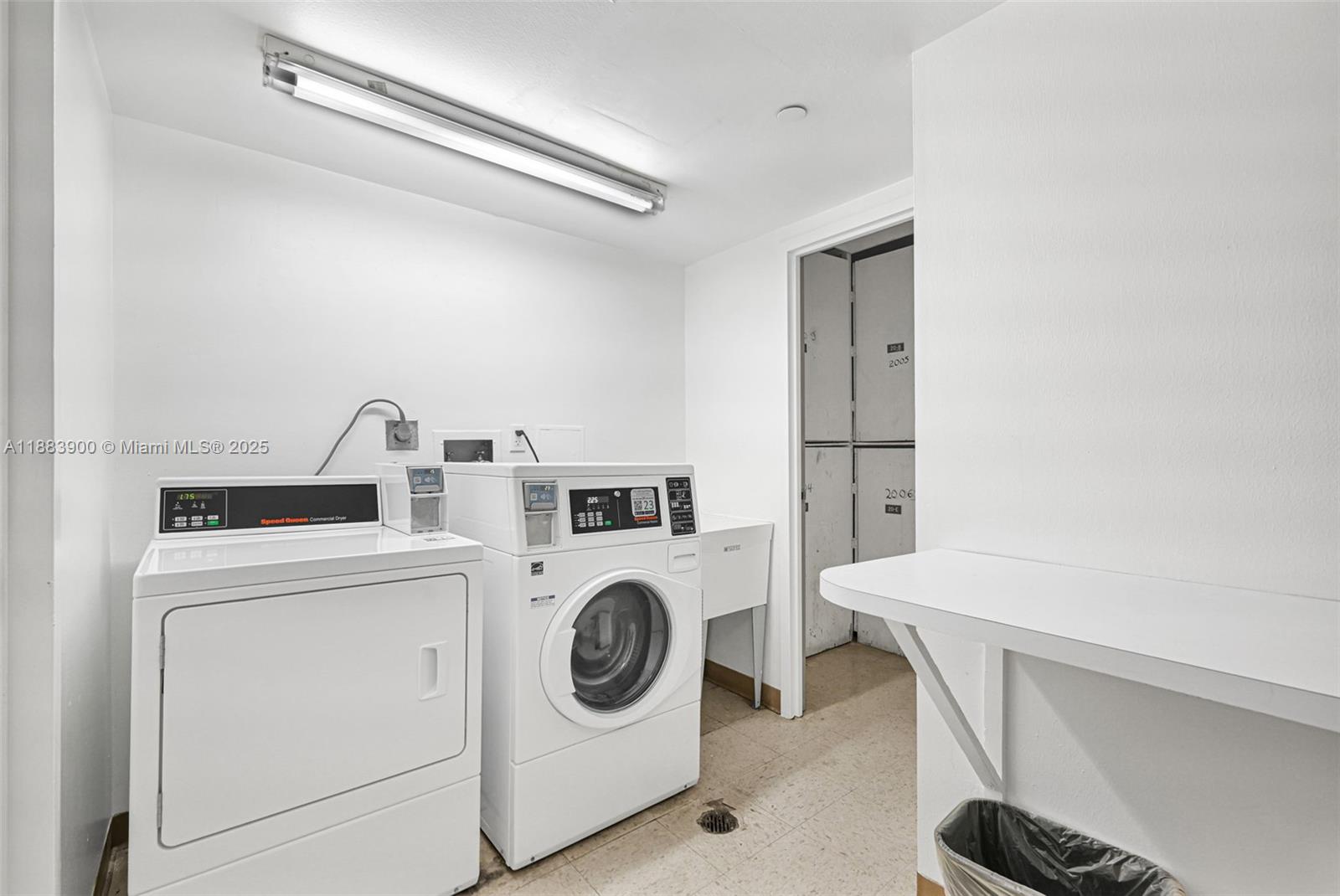 CORONADO CONDO- TOWER II - Residential Lease