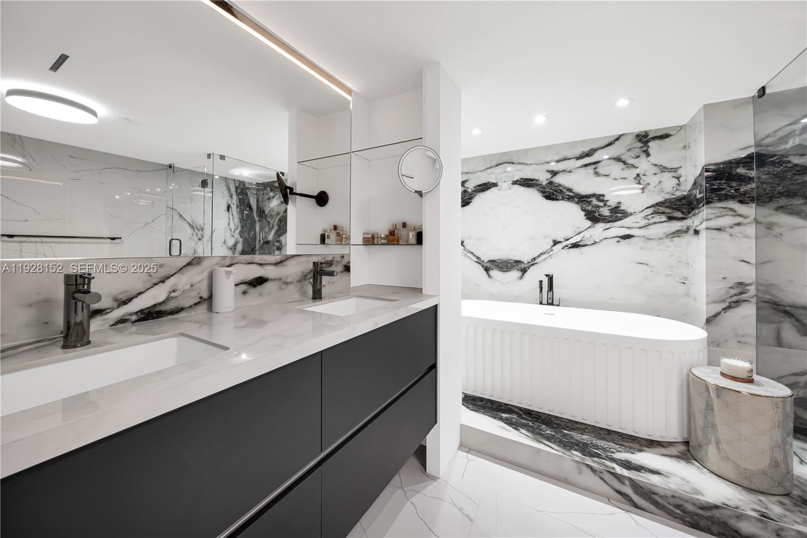 NINE ISLAND AVENUE CONDO - Residential