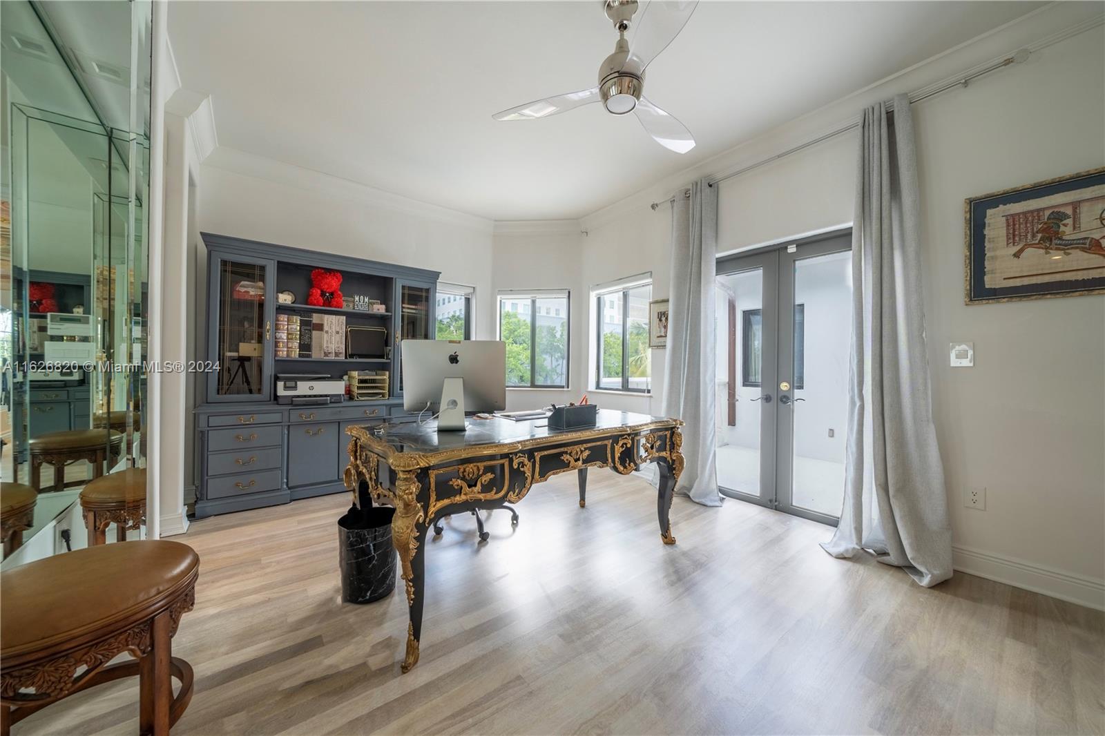 EASTERN SHORES - Residential