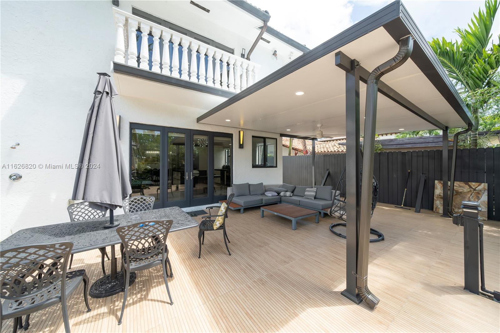 EASTERN SHORES - Residential