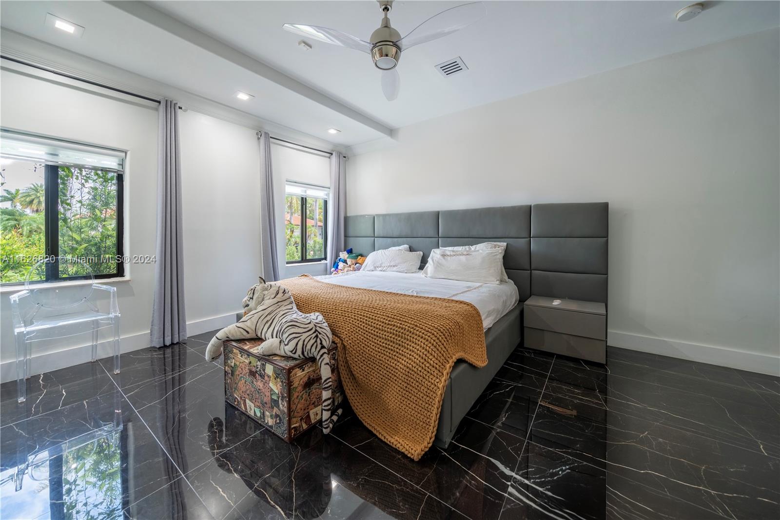EASTERN SHORES - Residential