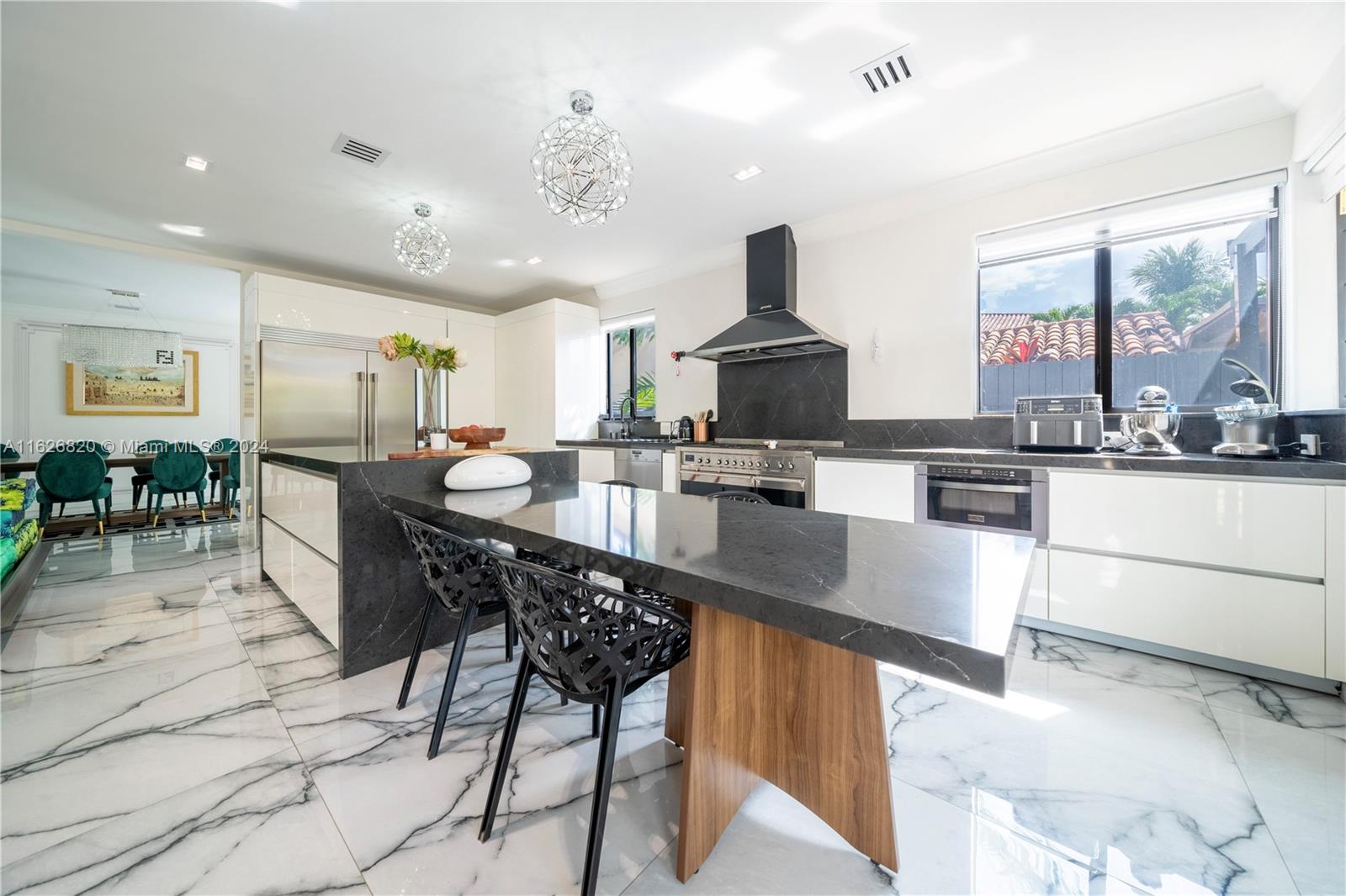 EASTERN SHORES - Residential